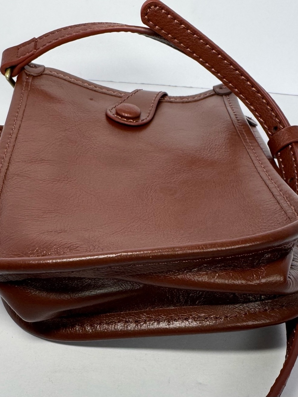 Genuine Leather Phone Crossbody Bag Small Minimalist Utility Pouch Brown - Picture 7 of 9